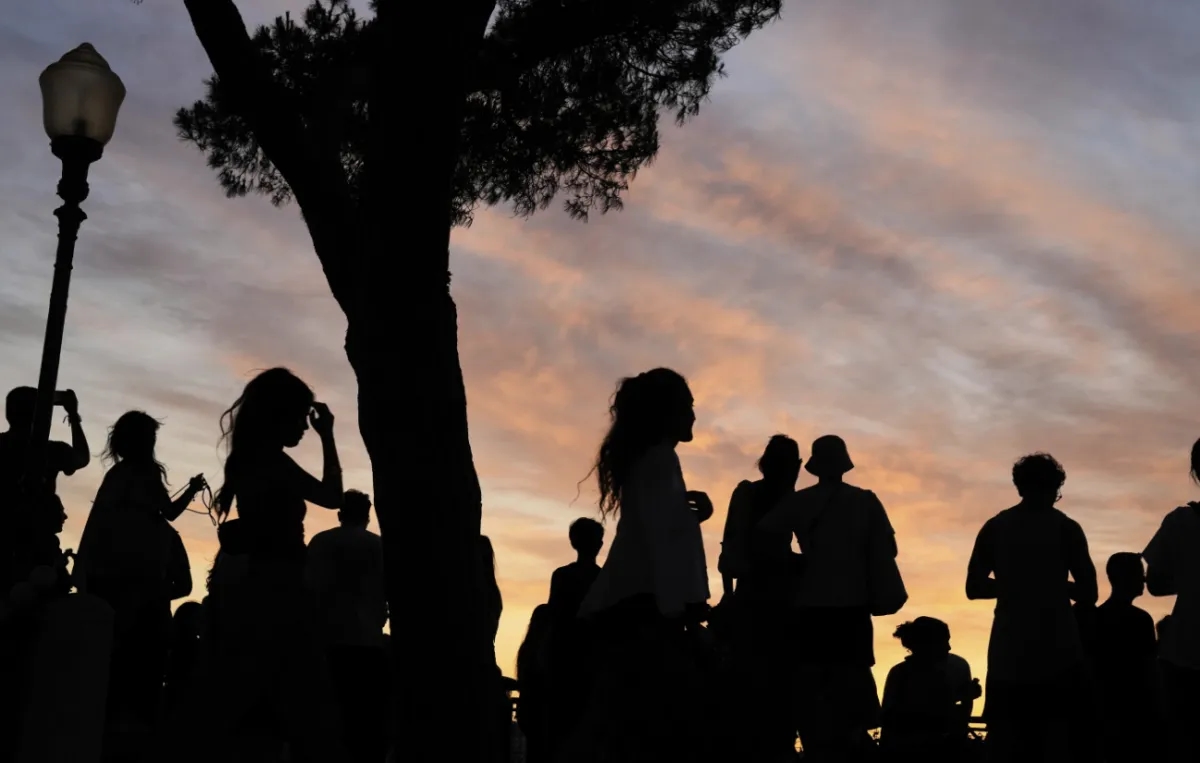 Severe Heat Waves Hit Southern Europe as Local Authorities Warn against Wildfire Risks