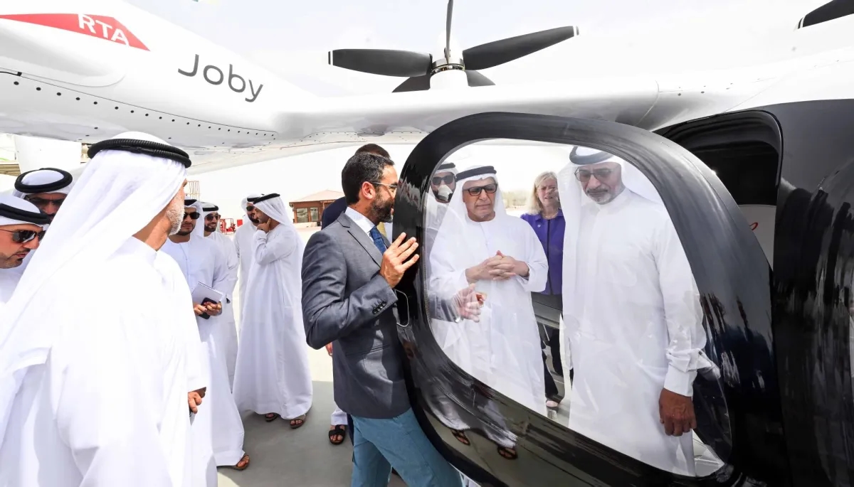 دبي تبدأ أولى التجارب التشغيلية لـ«التاكسي الجوي» تمهيداً لإطلاقه في 2026