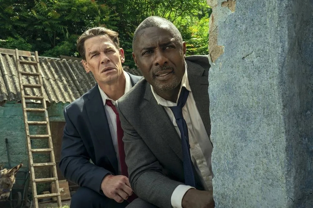 Movie Review: In 'Heads of State,' a Buddy Comedy with Statesmen
