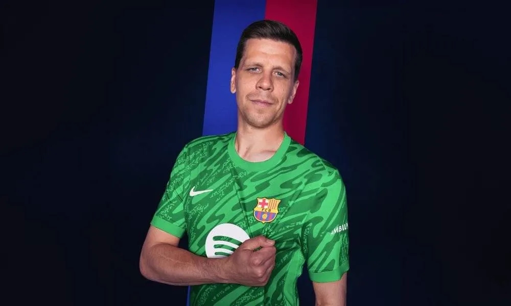 «لا ليغا»: تشيزني يمدد عقده مع برشلونة