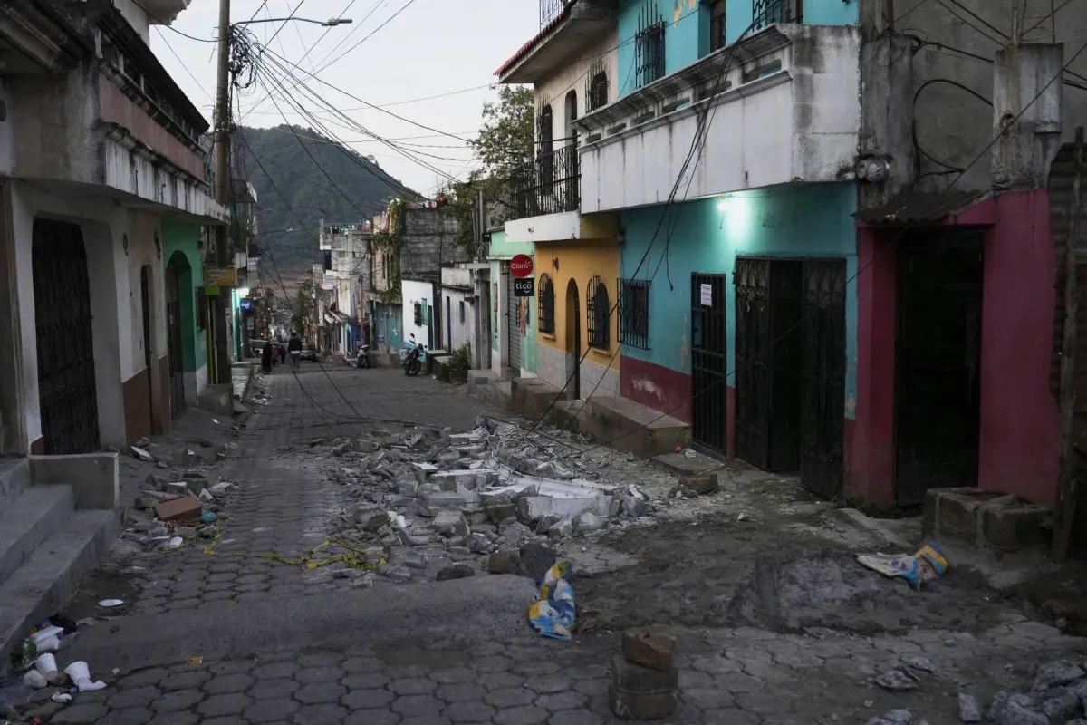 Multiple Quakes Leave Casualties in Guatemala, Cause Landslides