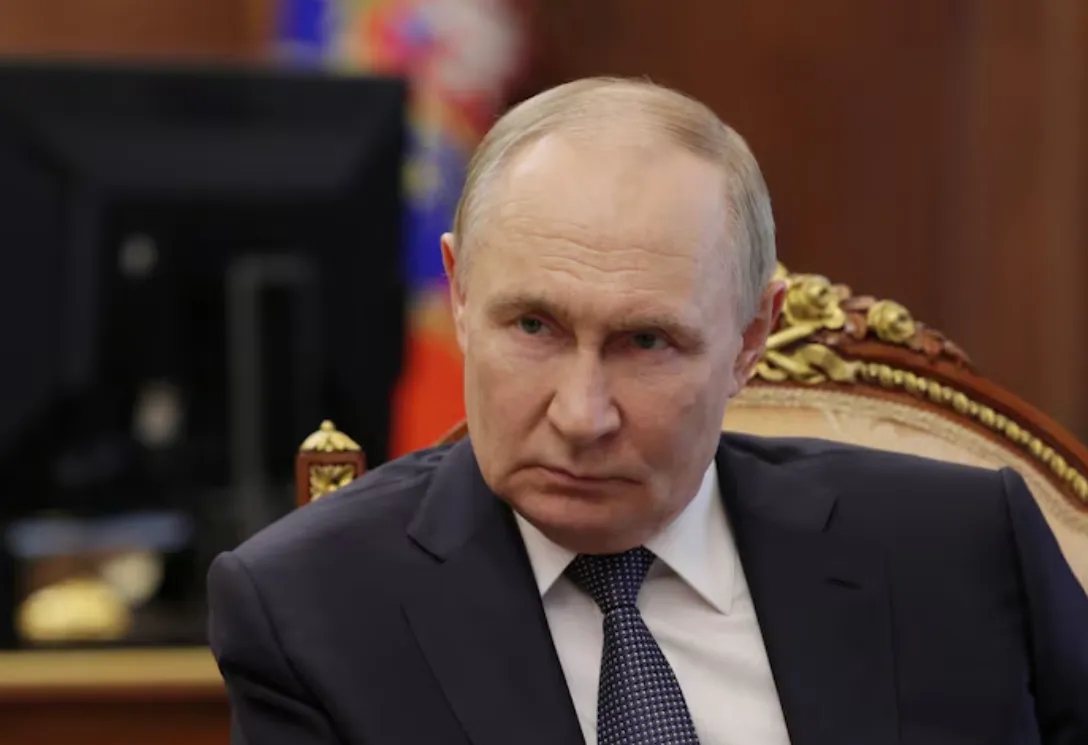 Putin Urges Iran to Take 'Zero Enrichment' Nuclear Deal with US, Axios Reports