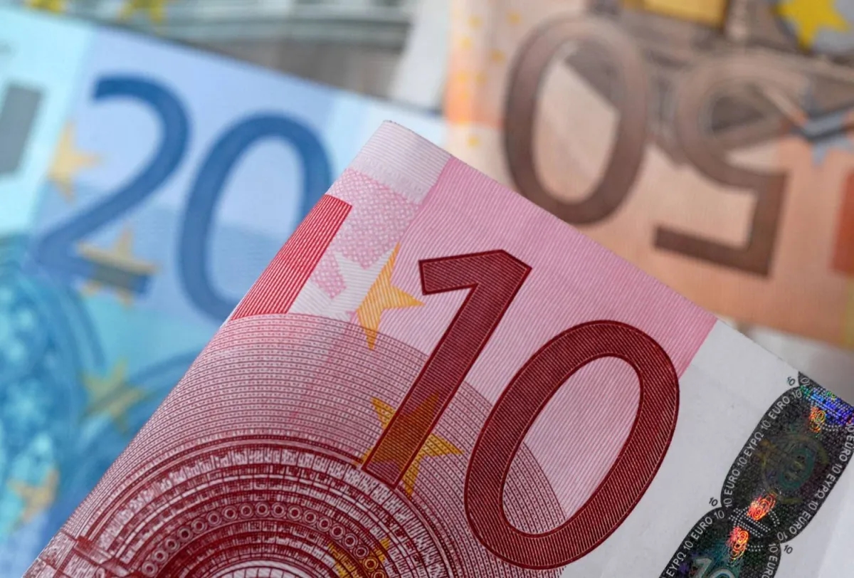 عوائد السندات الأوروبية ترتفع بعد نفي ترمب إقالة باول