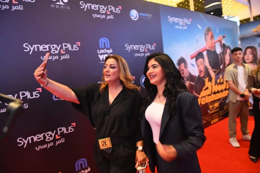 أشرف زكي يُجدد الهجوم على المؤثرين ويرفض مشاركاتهم الفنية