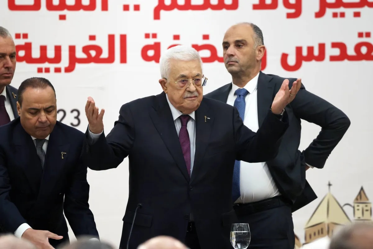 تحالف القوى الفلسطينية يرفض قرار الرئيس عباس بإعادة تشكيل المجلس الوطني
