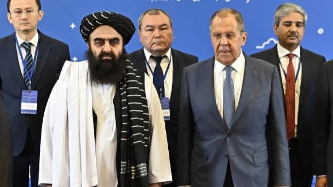 وزير خارجية روسيا يبحث مع نظيره الأفغاني التعاون الاقتصادي ومكافحة الإرهاب