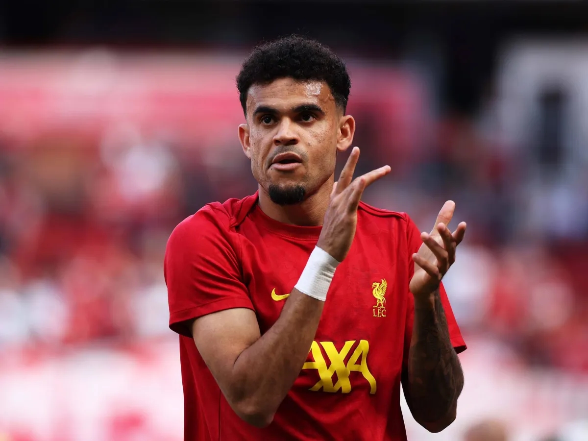 بايرن يتقدم بعرض جديد لضم دياز من ليفربول