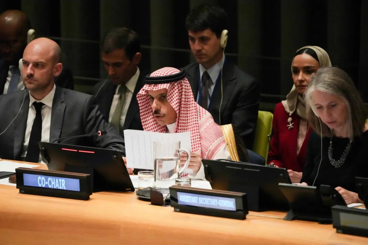 وزير الخارجية السعودي: حل الدولتين مفتاح لاستقرار المنطقة