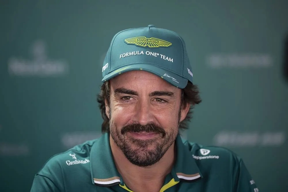 Fernando Alonso in Doubt for Hungarian Grand Prix as He Misses Practice with Injury