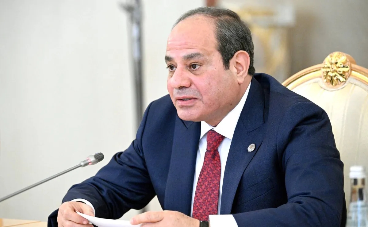السيسي يشدد على ضرورة توفير الحماية الأمنية للبعثات الدبلوماسية وعدم المساس بالسفارات