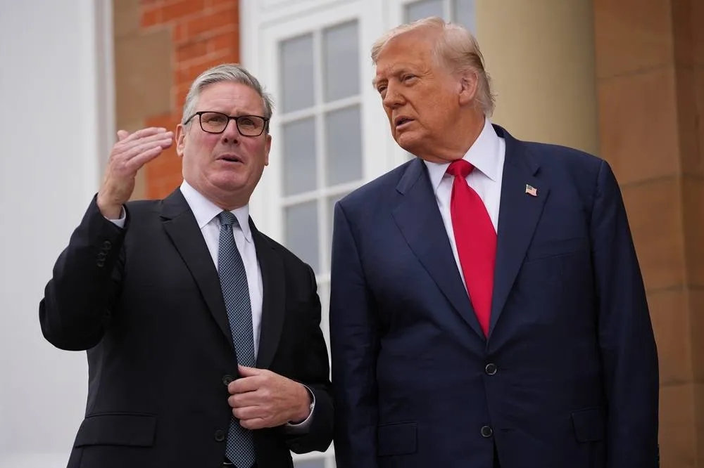 UK's Starmer, Ukraine's Zelenskiy Welcome Trump's Deadline for Russia