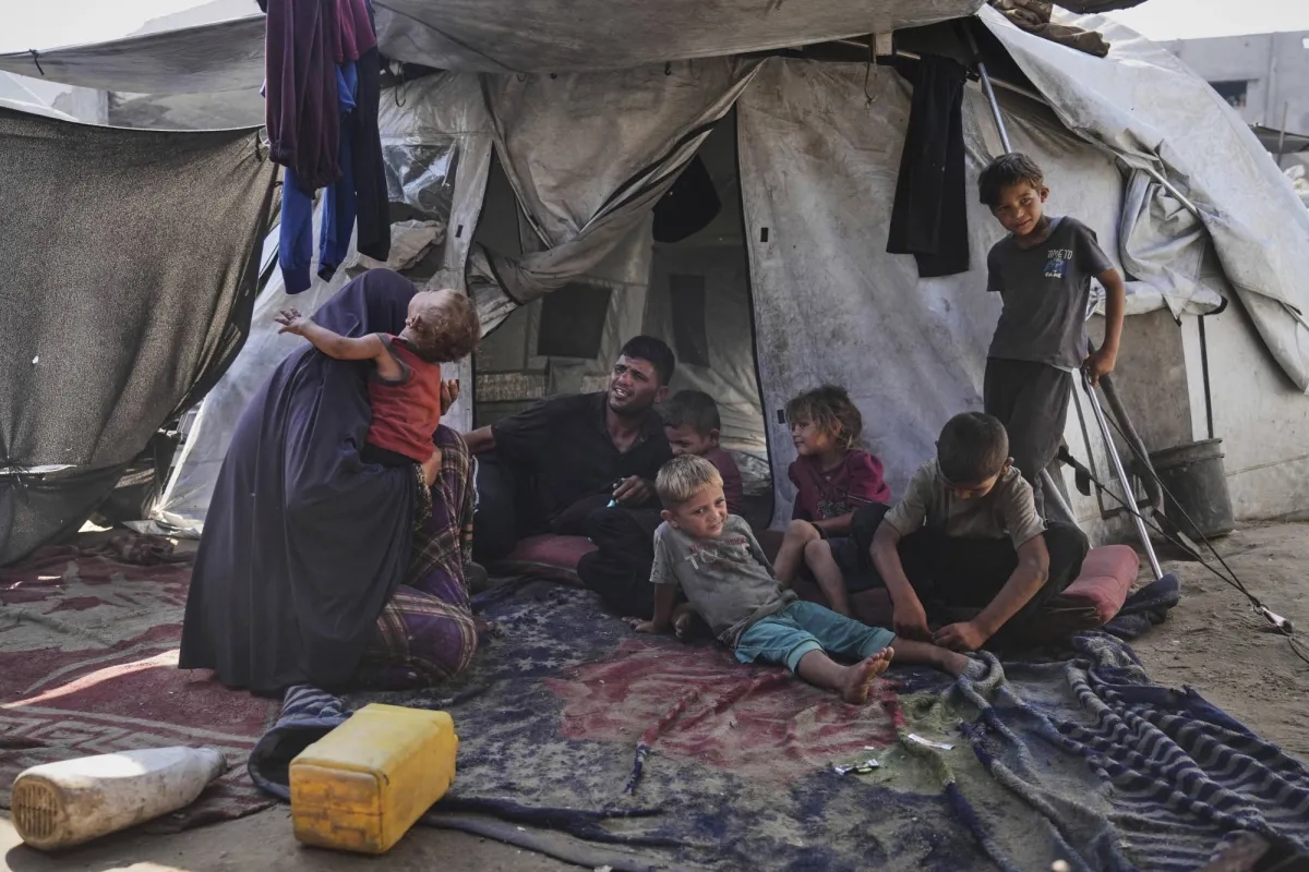 From Dawn to Dusk, a Gaza Family Focuses on One Thing: Finding Food