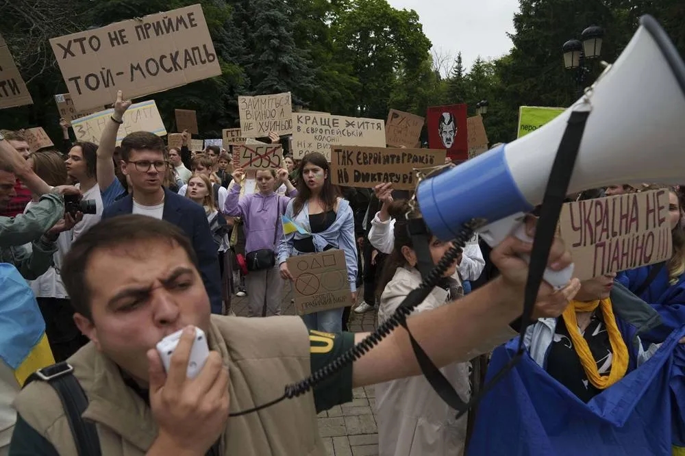 Ukrainian Anti-corruption Agencies Uncover Drone Procurement Graft Scheme