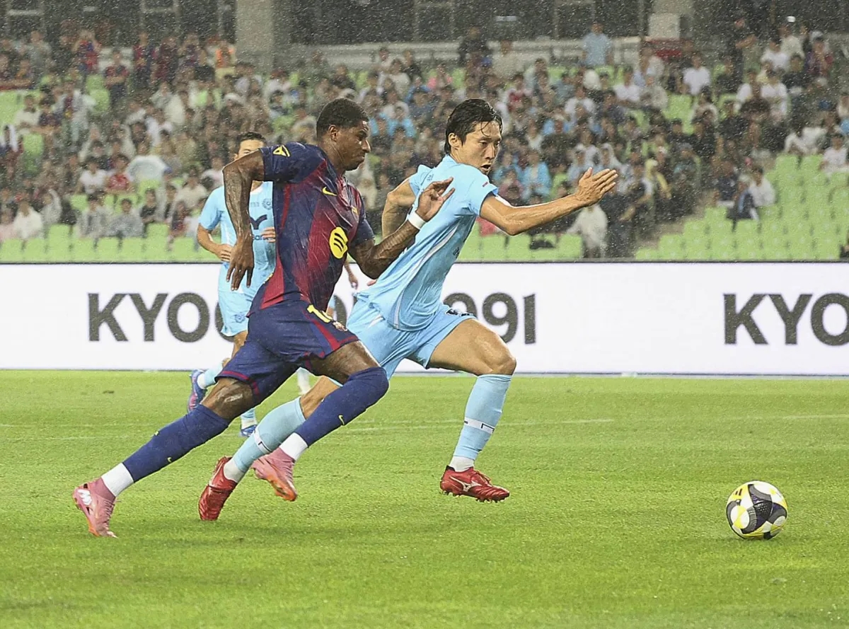 خماسية برشلونة ضد دايغو ودياً تشهد الظهور الأول لراشفورد