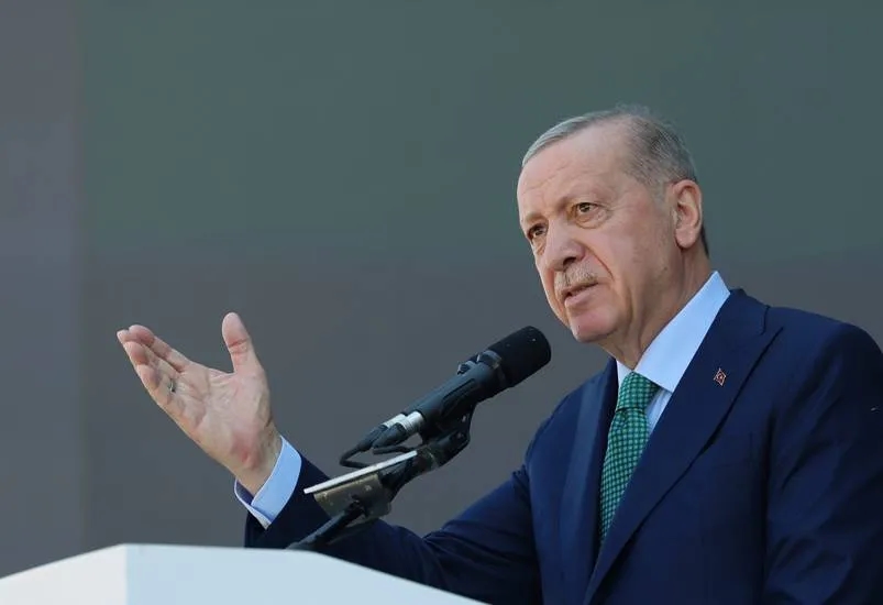 إردوغان يوجه التحية لستارمر على تصريحاته بشأن الاعتراف بدولة فلسطينية