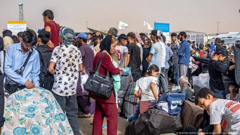 اللاجئون الأفغان في إيران: ترحيل إلى المجهول