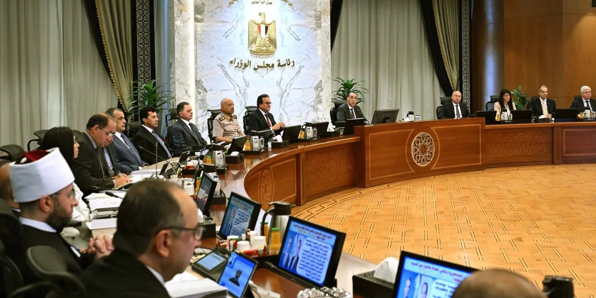 الحكومة المصرية تَعِد بسكن بديل للمضارين من «الإيجار القديم»