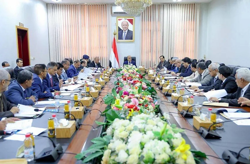 عزم يمني للتغلب على تبعات الحرب الاقتصادية الحوثية