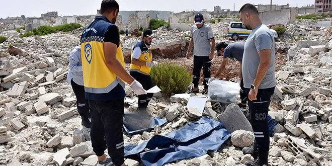 بعد 13 عاماً... ضحايا مجازر «كرم الزيتون» في حمص يطلون من تحت الأنقاض