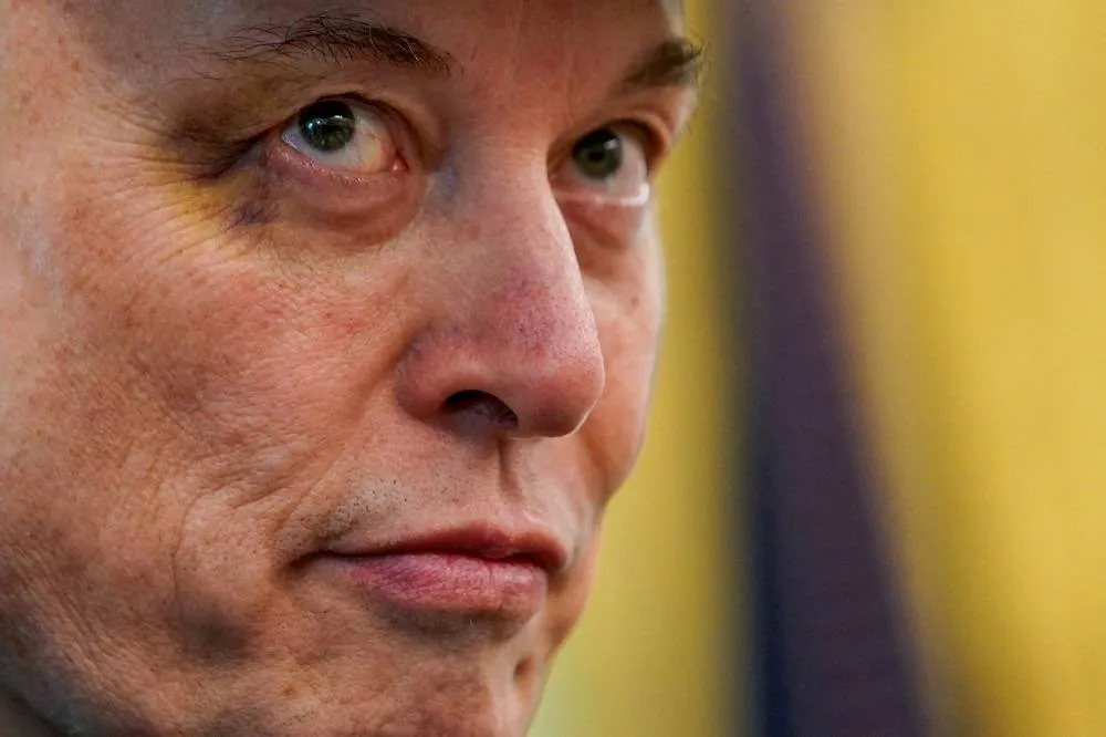 Musk Says He Plans to Sue Apple for Not Featuring X or Grok Among Its Top Apps