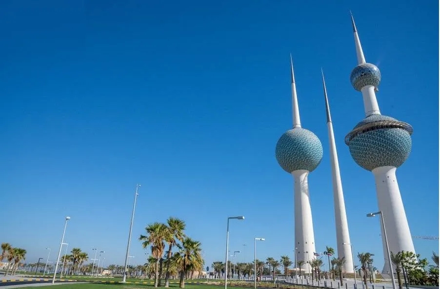 الكويت تفتح أبوابها للمقيمين في دول الخليج وفتح تأشيرات «الزيارة»