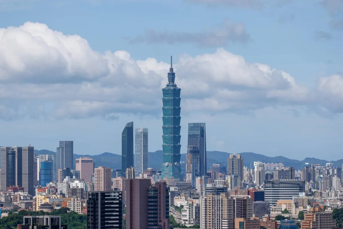 Taiwan Raises 2025 GDP Growth Forecast to 4.45% on Strong Tech Exports