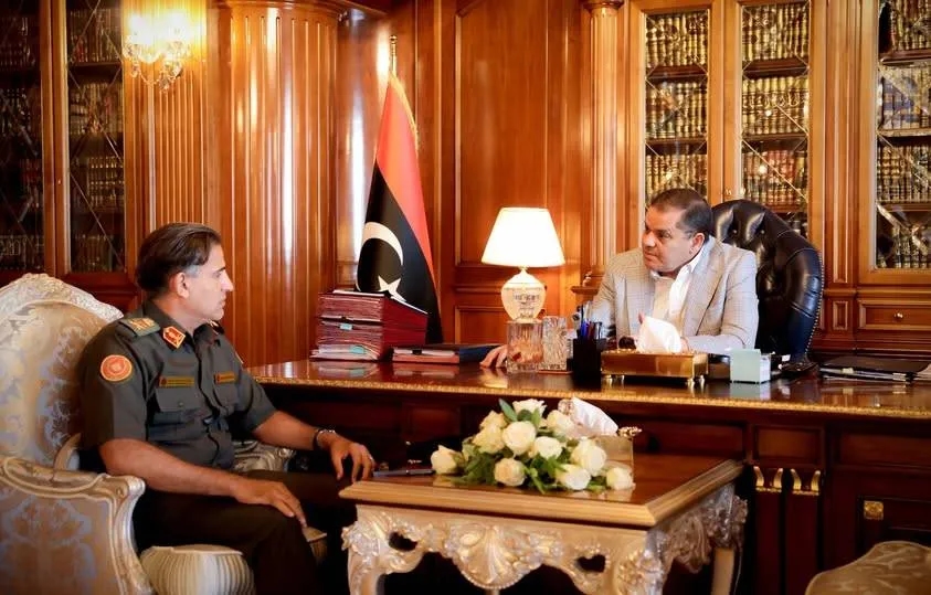 عودة التوتر إلى العاصمة الليبية بعد اندلاع اشتباكات مسلحة