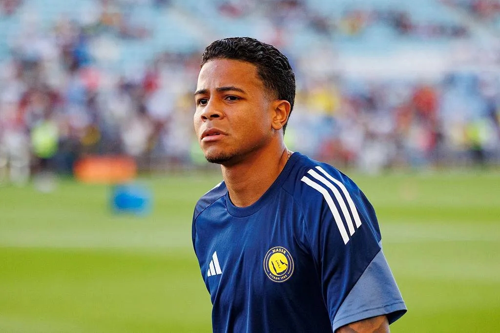 ويسلي الأقرب لتعويض ندويا في بولونيا
