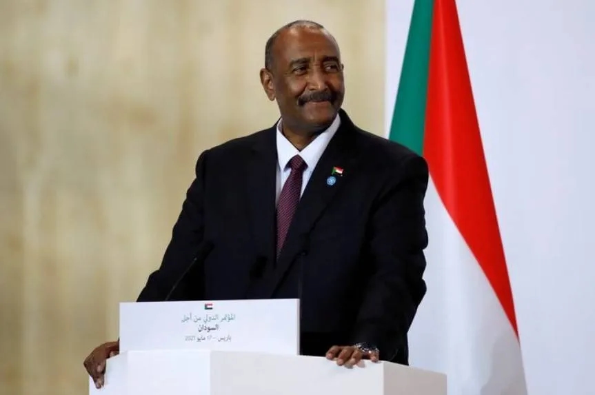 البرهان يصدر قراراً بإخضاع جميع القوات المساندة للجيش لأحكام قانون القوات المسلحة