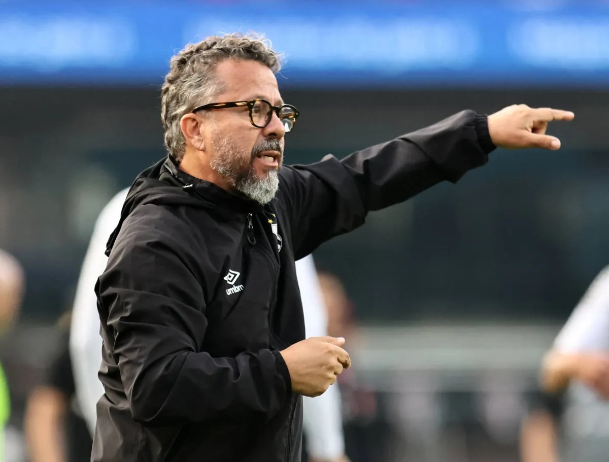 Santos Sack Coach Xavier after Humiliating 6-0 Home Defeat to Vasco