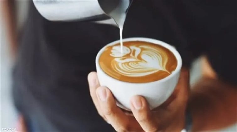 اتهامات تطال الكافيين.. شكوك حول تحالفه مع بكتيريا إيكولاي لمقاومة المضادات
