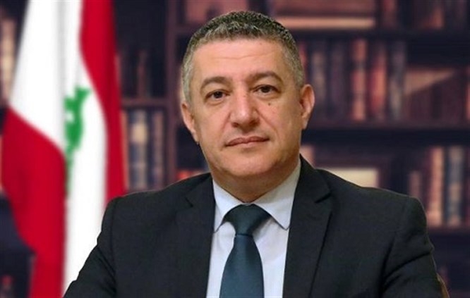 عطالله: القوات هي إلى جانب الحزب اليوم.. جالسة معه على الطاولة الحكومية وما عم بيخلوها تشيل السلاح!