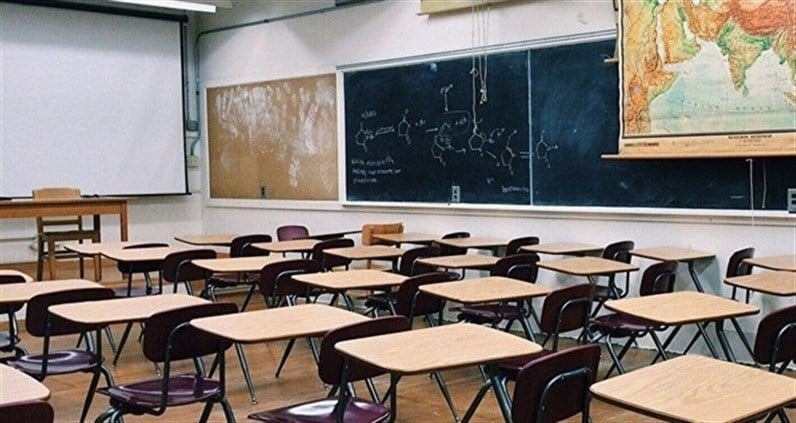 سنة مالية من أصعب السنوات على المدارس وذوي الطلاب.. والآتي أعظم