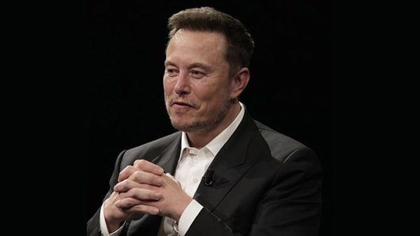 Musk's golden touch is on the line. Tesla needs him to do what he does best — sell a pen
