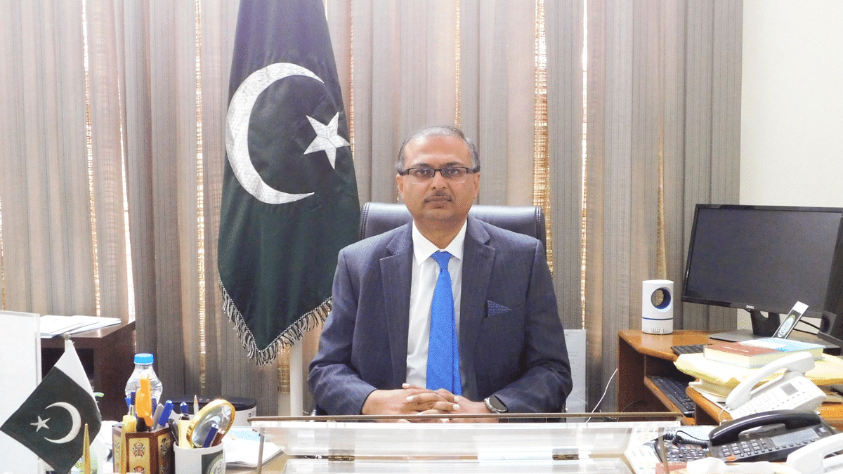 India summons top Pakistan diplomat in Delhi, hands over Persona Non Grata note for military diplomats