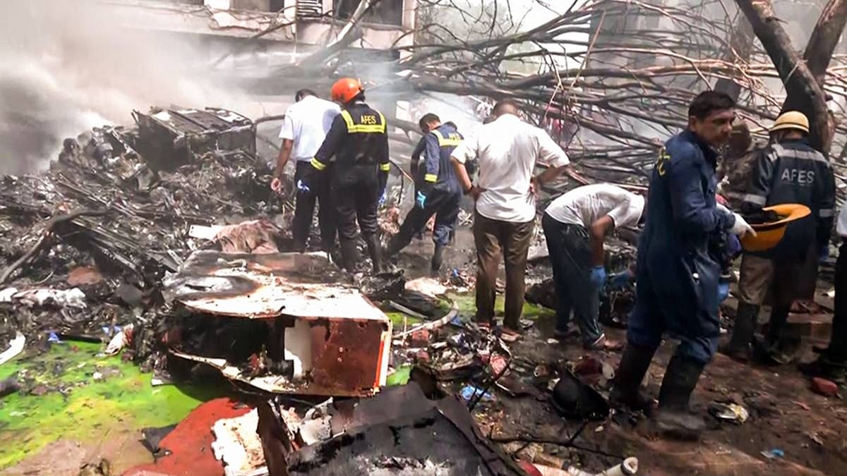 Why do airplanes still crash?