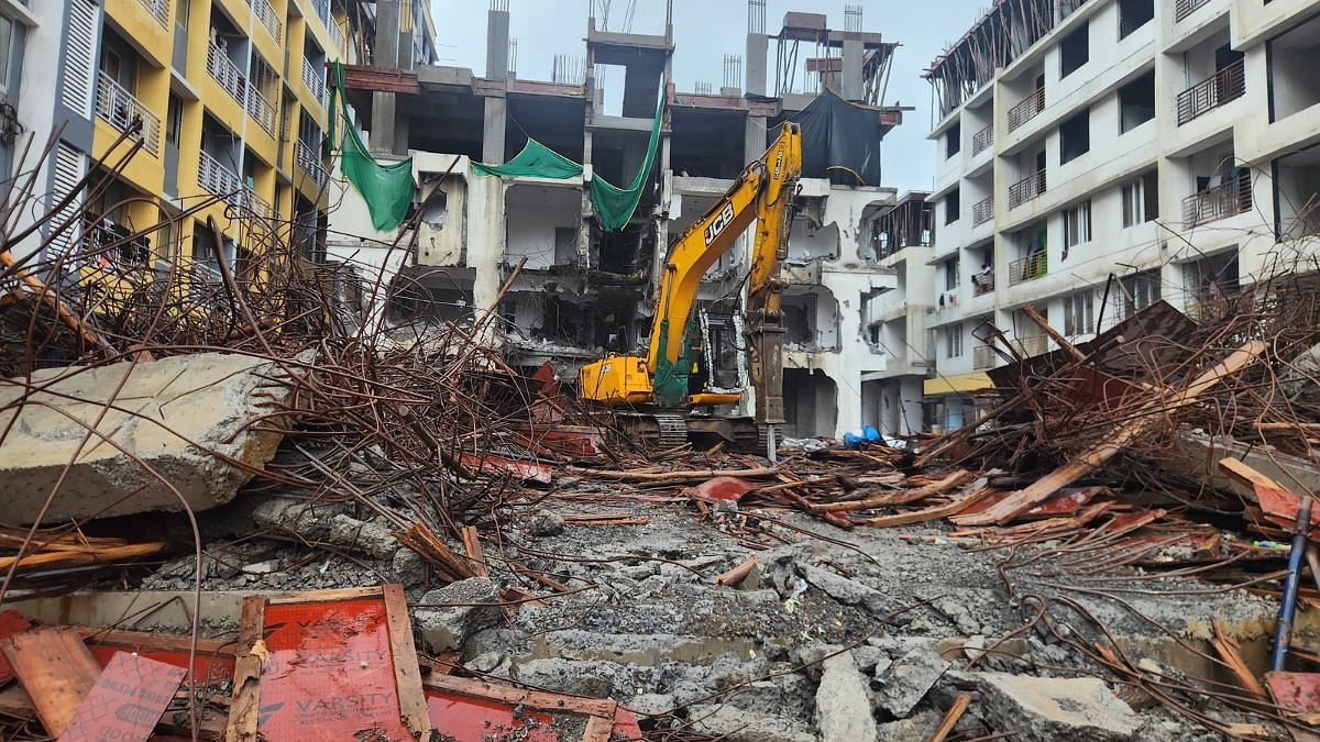 Mumbra: Illegal shops, homes destroyed after HC orders. But only victims are unsuspecting buyers