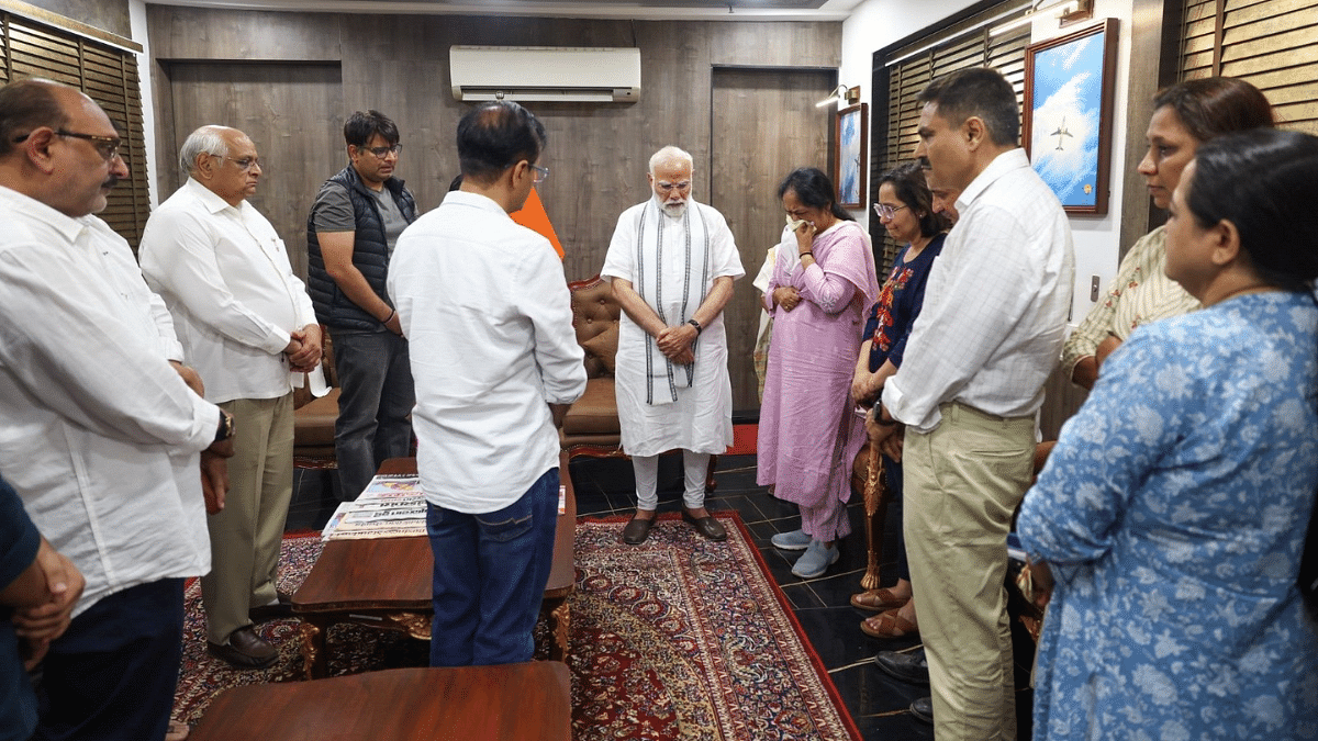 We worked shoulder to shoulder in trying times—Modi after meeting ex-CM Vijay Rupani's family