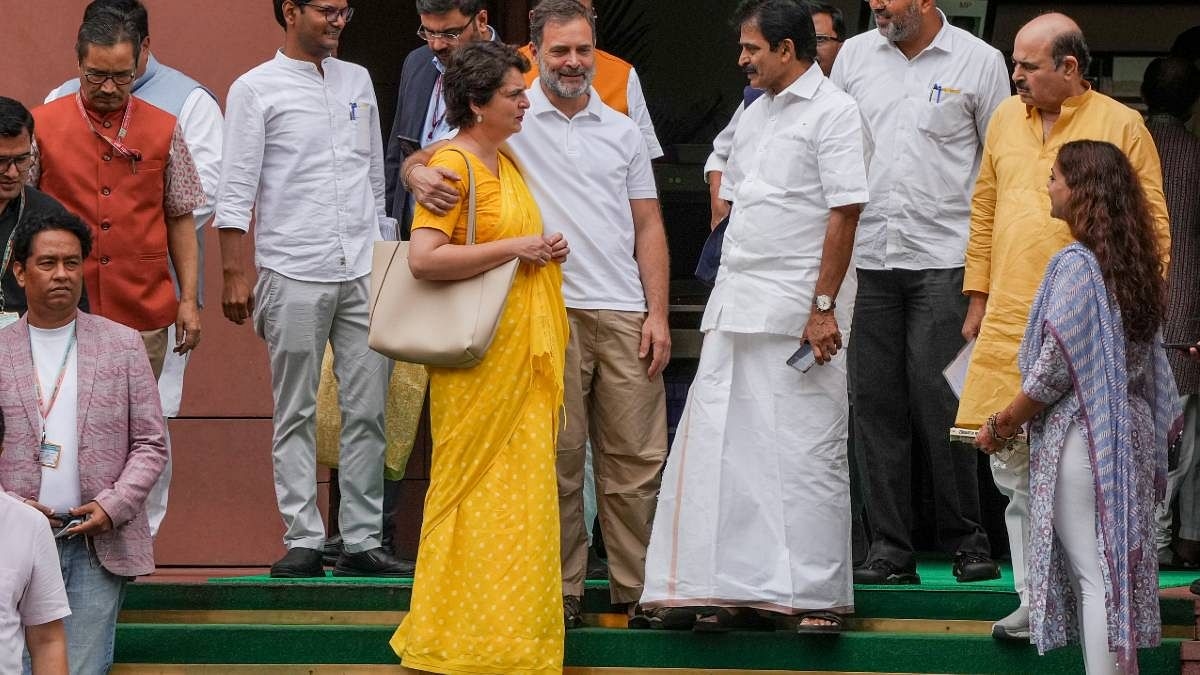 Congress cautious but Rahul endorses Trump's remark—‘entire world knows Indian economy is dead'