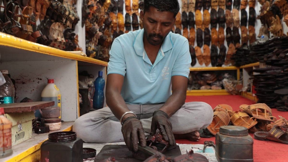 Prada's Milan misstep can bring Kolhapuris back on their feet. Chappal Gali has new hope