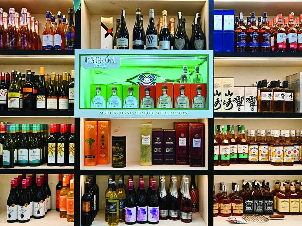 Karnataka Excise Department to Auction 600 Liquor Shop Licences to Curb Lobby Influence