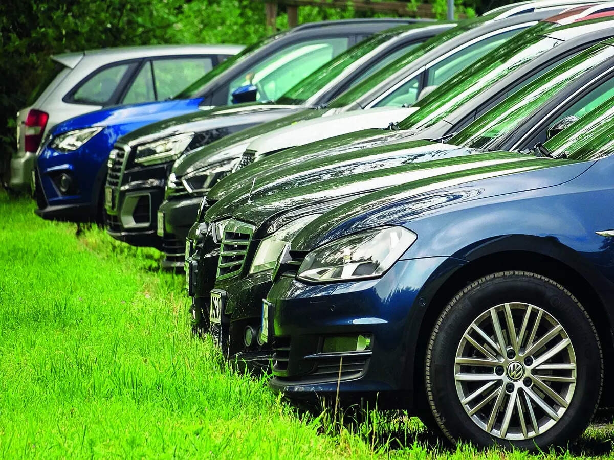 Bengaluru's commercial streets go pay & park way