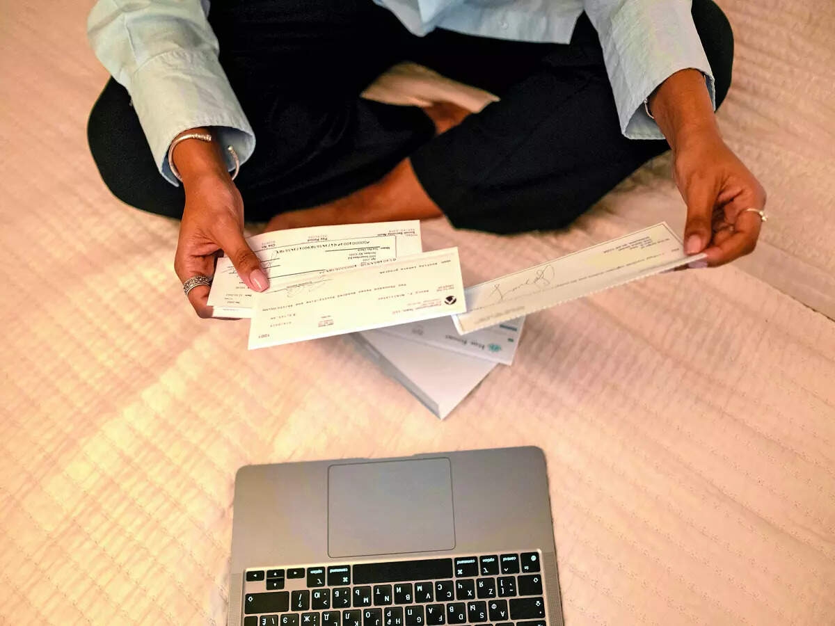 High Court clarifies cheque bounce law, overturns trial court ruling