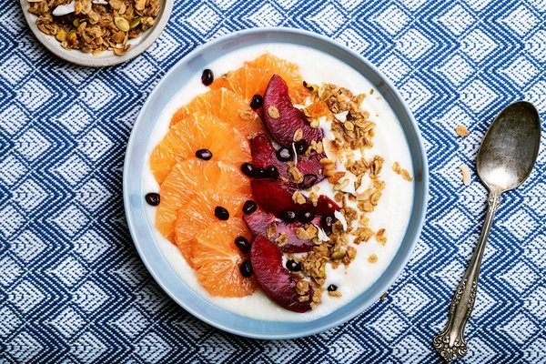 How to Make Your Own Yogurt at Home