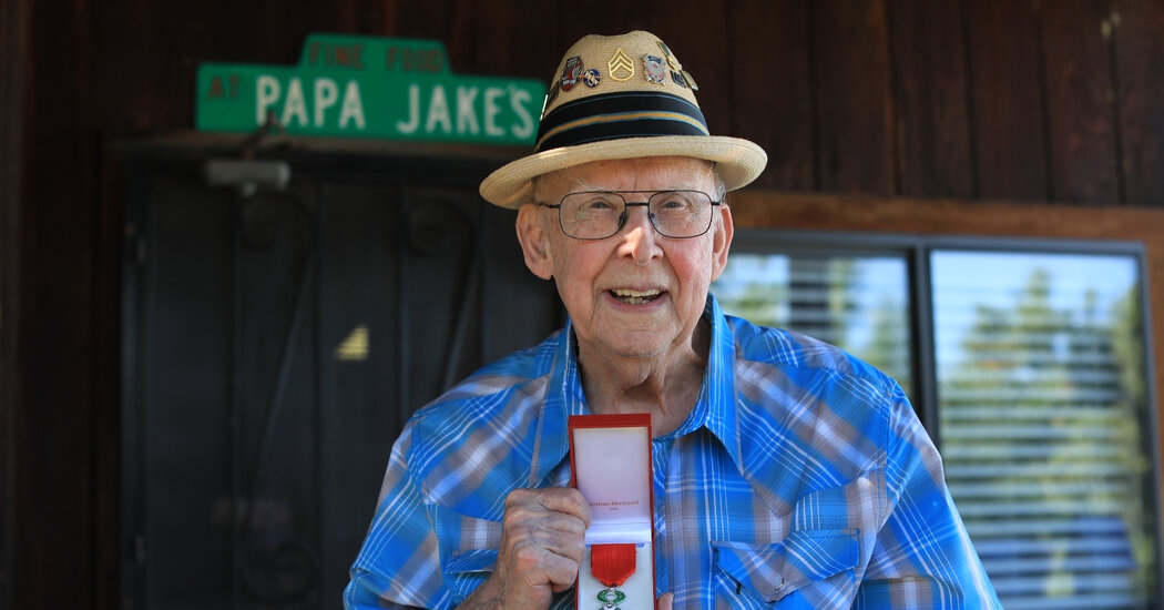Jake Larson, D-Day Veteran and TikTok Star, Dies at 102