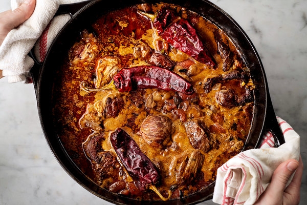 Our Ultimate Guide to Making the Best Chili