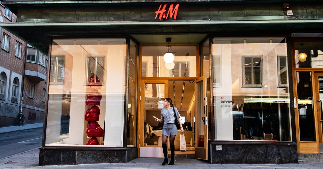 Look Again: That H&M Model Showing Off a New Look May Be a Digital Clone