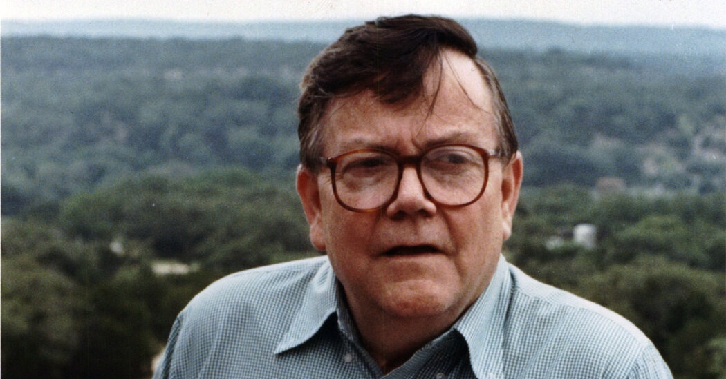 Ronnie Dugger, Crusading Texas Journalist, Dies at 95