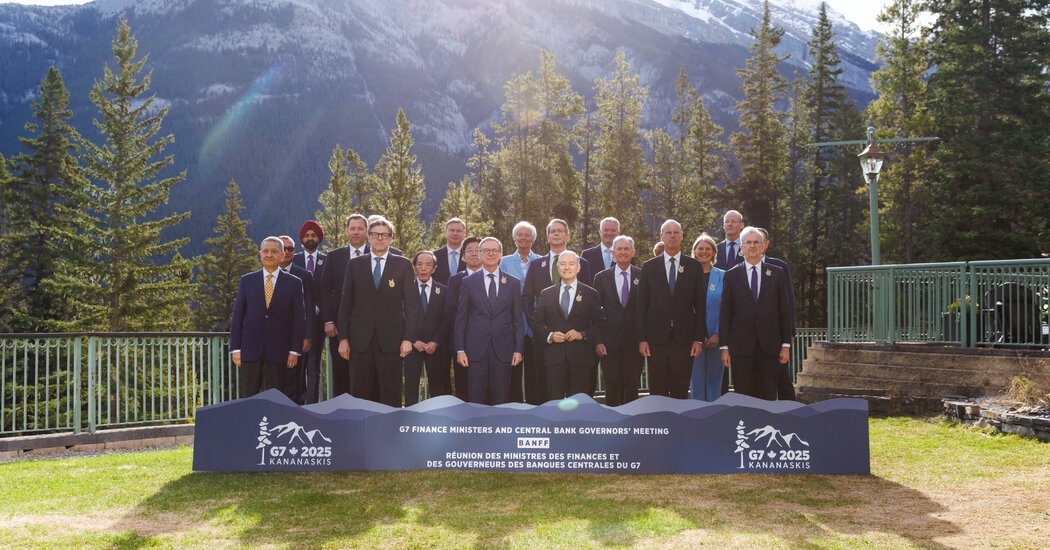 G7 Finance Ministers Show Unity in Support of Ukraine Against Russia