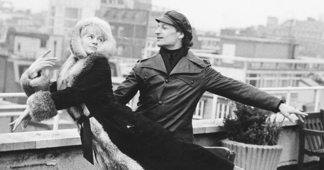 Valery Panov, Ballet Star Who Fought to Leave the U.S.S.R., Dies at 87